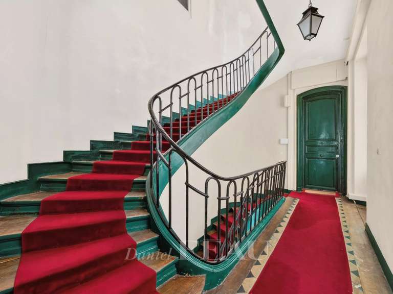 Appartement Paris 3e - 2 chambres - 115m²