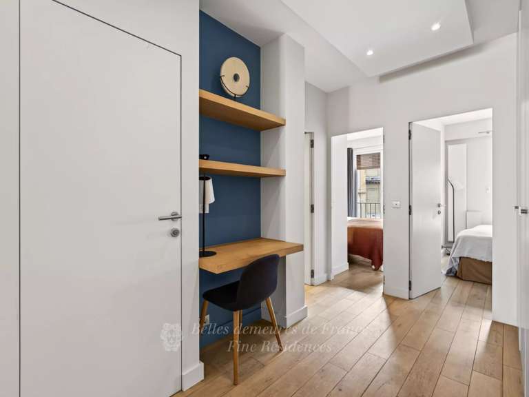 Appartement Paris 8e - 2 chambres - 58m²