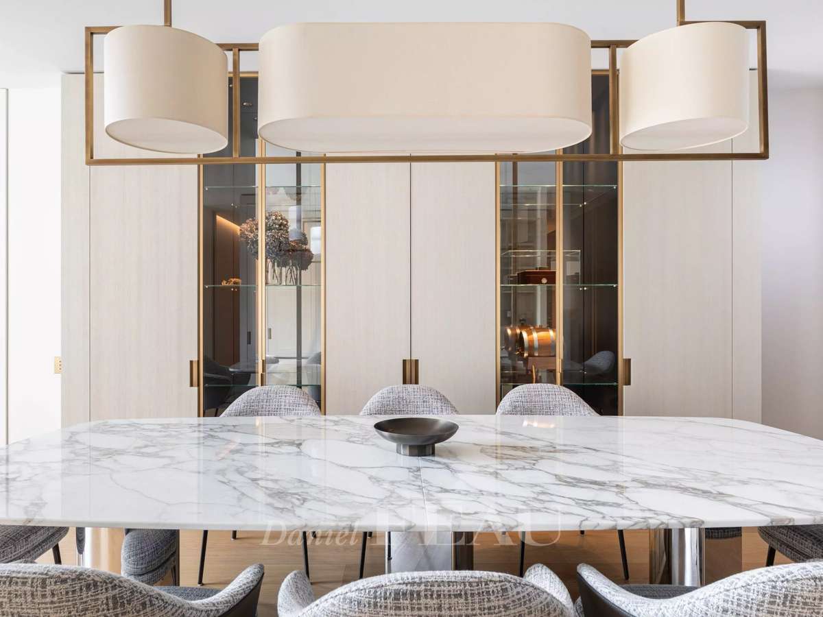 Apartment Paris 8e