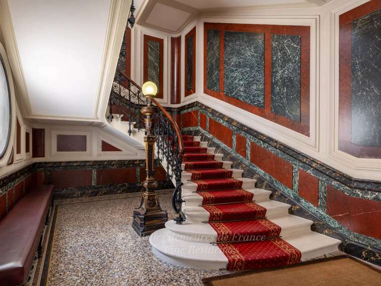 Appartement Paris 8e - 4 chambres - 345m²