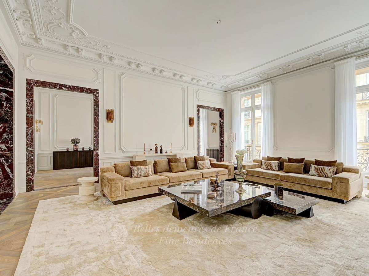 Apartment Paris 8e