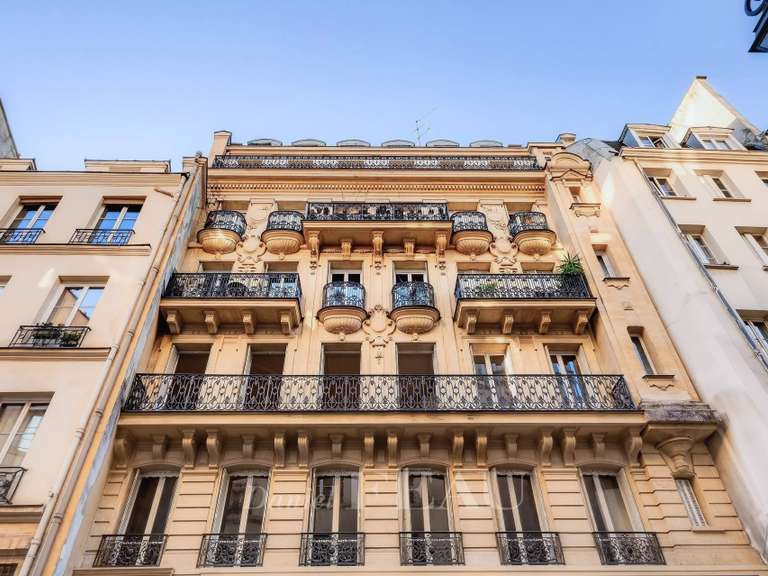 Appartement Paris 1er - 4 chambres - 151m²