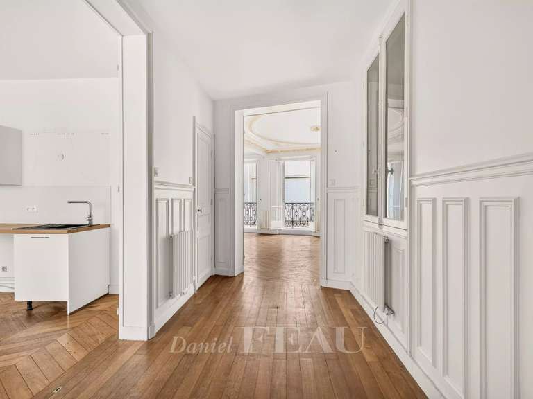 Appartement Paris 1er - 4 chambres - 151m²