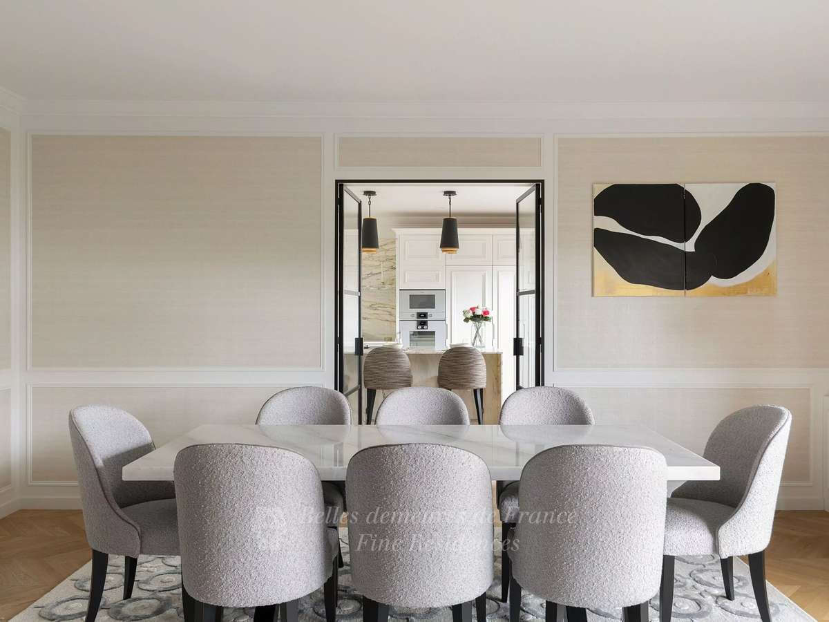 Apartment Paris 7e