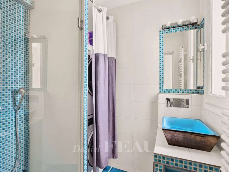 Appartement Paris 4e - 4 chambres - 122m²