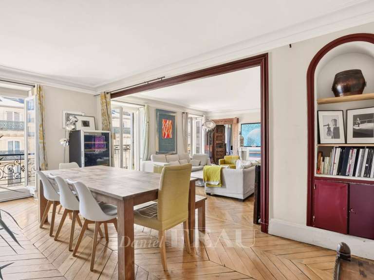 Appartement Paris 4e - 4 chambres - 122m²