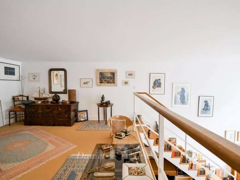 Appartement Paris 3e - 1 chambre - 80m²