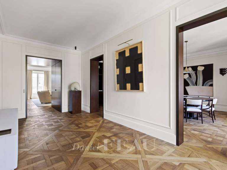 Apartment Paris 8e - 3 bedrooms - 315m²