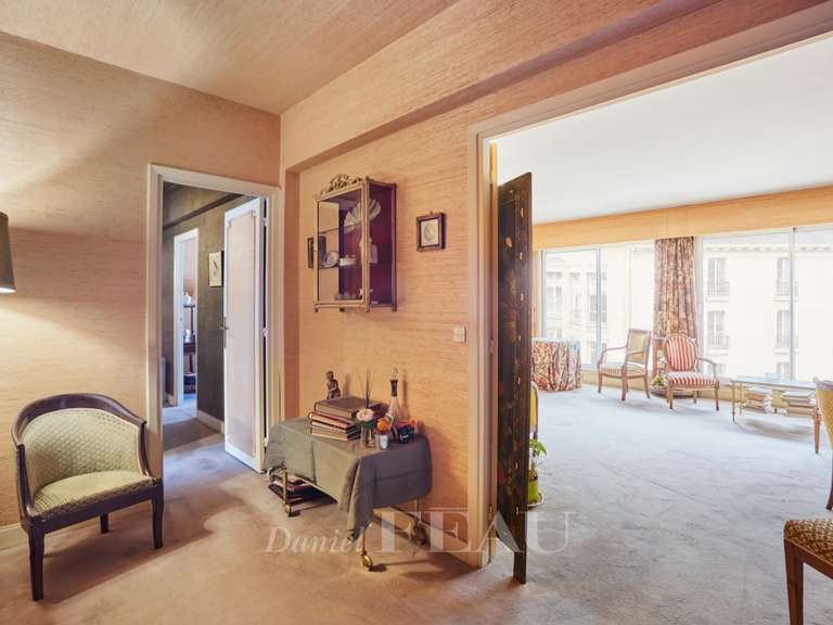 Appartement Paris 16e - 3 chambres - 127m²