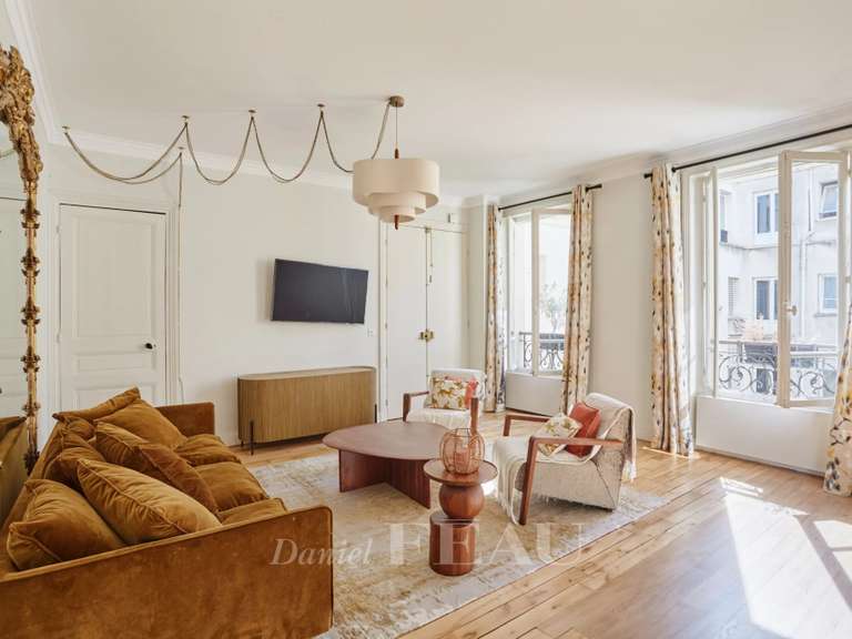Appartement Paris 1er - 2 chambres - 86m²