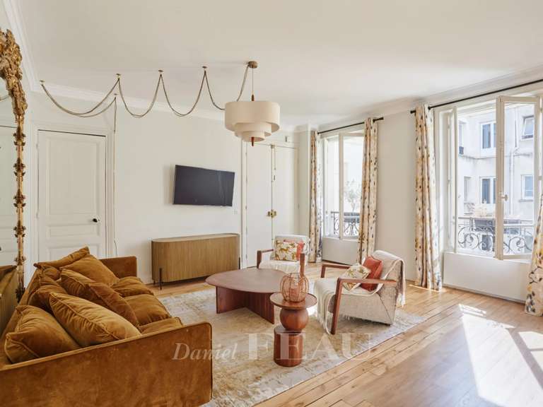 Appartement Paris 1er - 2 chambres - 86m²