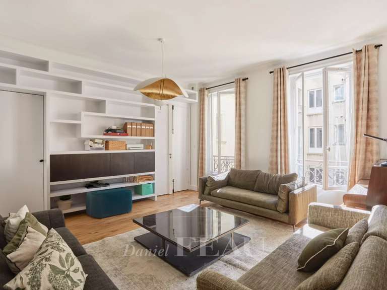 Appartement Paris 1er - 2 chambres - 90m²