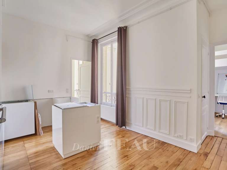 Appartement Paris 1er - 2 chambres - 90m²