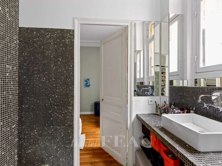 Apartment Paris 8e - 3 bedrooms - 190m²