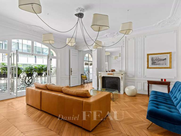 Appartement Paris 8e - 3 chambres - 190m²