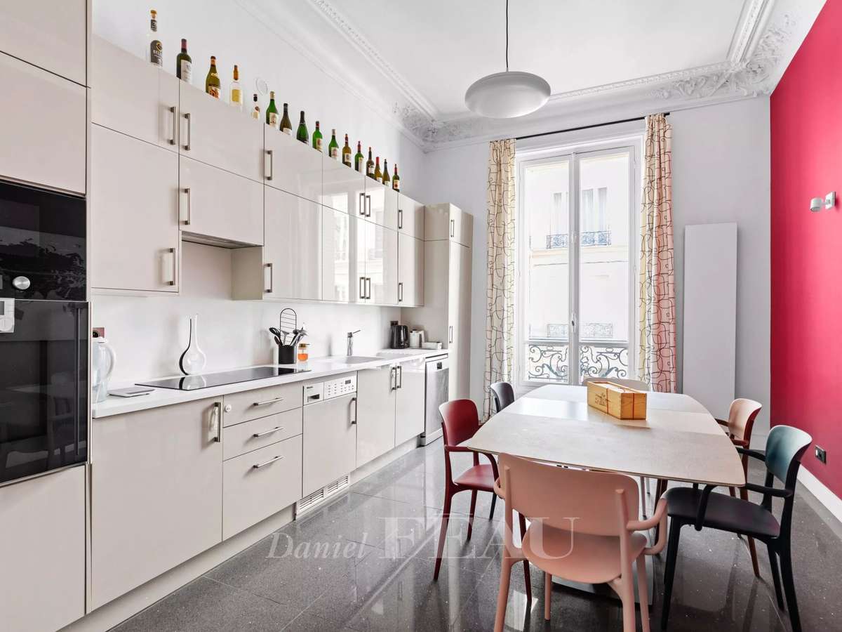 Apartment Paris 8e