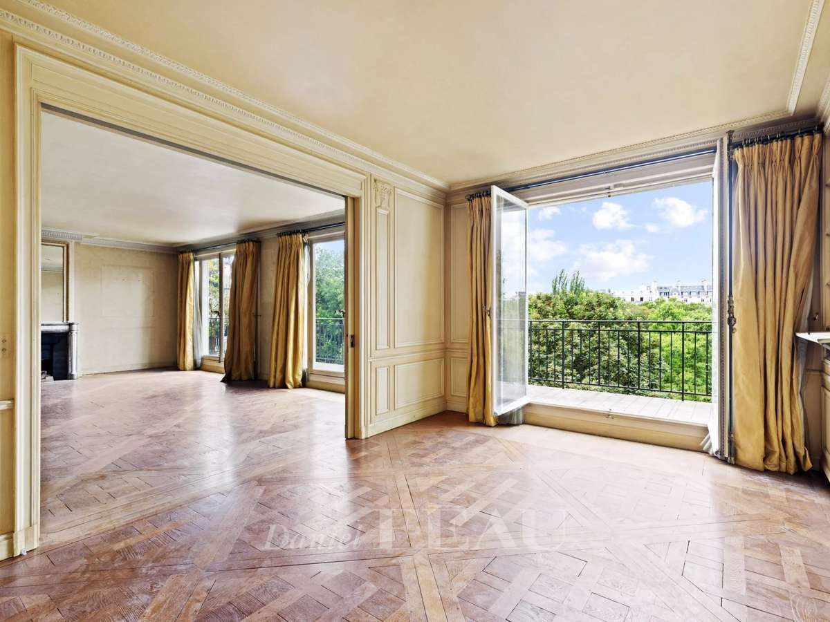 Apartment Paris 8e