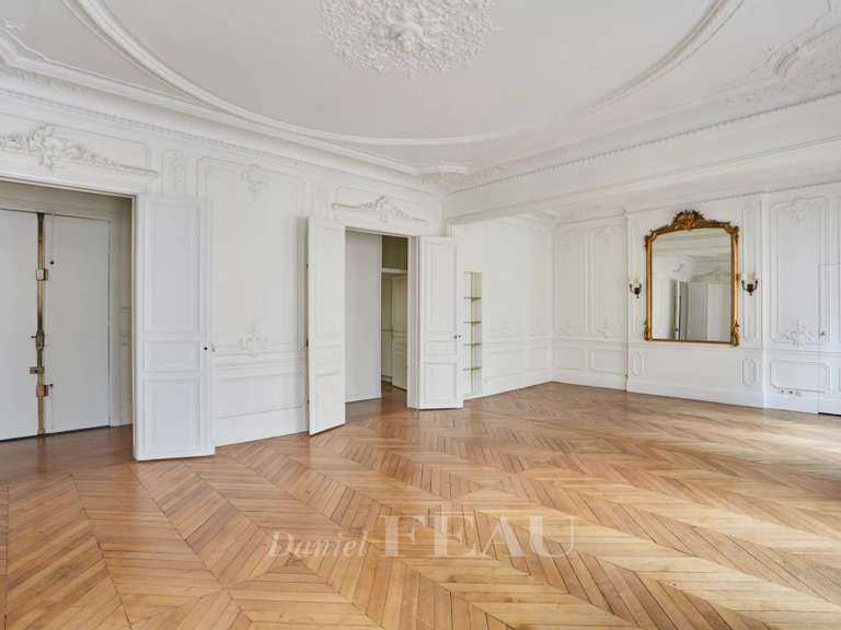 Appartement Paris 8e - 4 chambres - 157m²