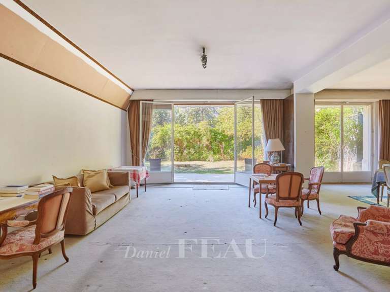 Appartement Paris 16e - 3 chambres - 123m²