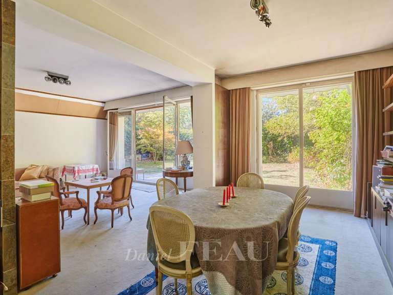 Appartement Paris 16e - 3 chambres - 123m²