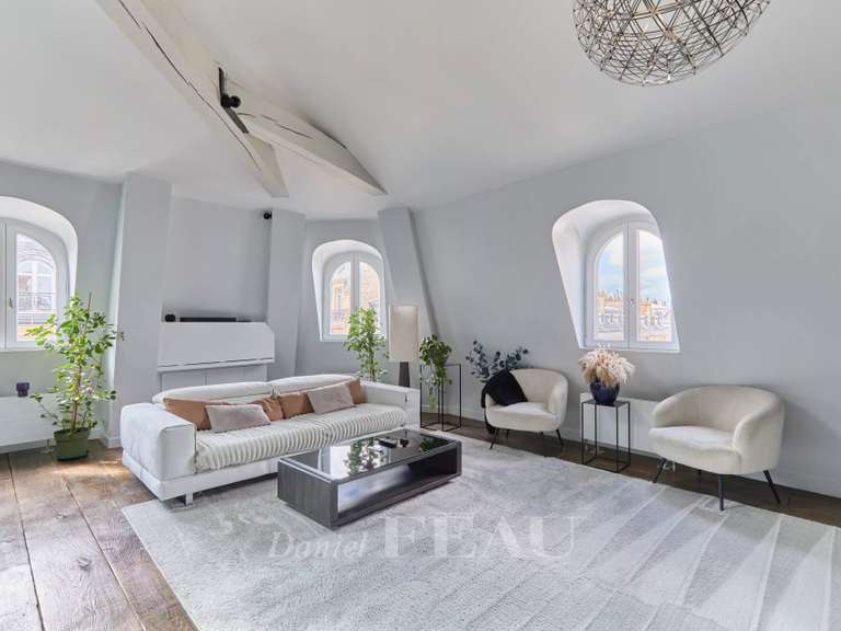 Appartement Paris 8e - 2 chambres - 96m²