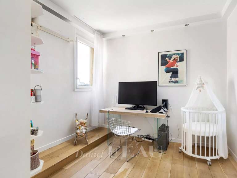 Appartement Paris 8e - 2 chambres - 84m²