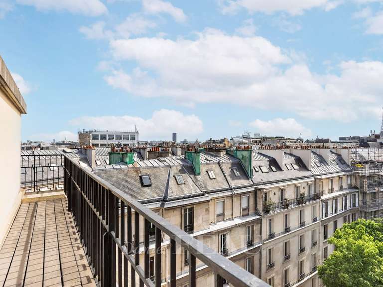 Appartement Paris 8e - 2 chambres - 84m²