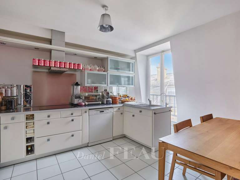 Appartement Paris 8e - 3 chambres - 134m²
