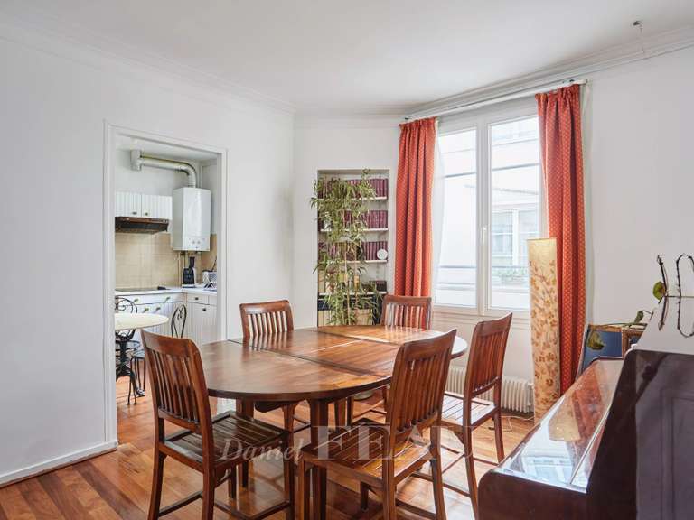 Appartement Paris 1er - 3 chambres - 79m²