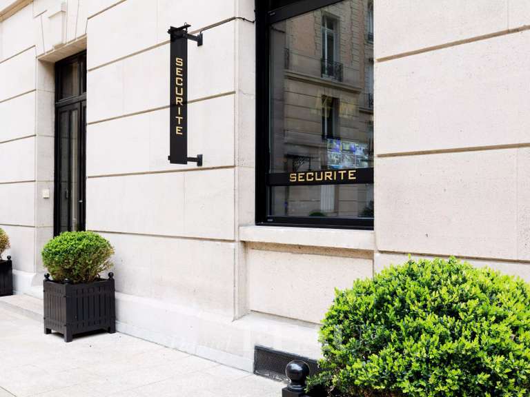 Appartement Paris 8e - 3 chambres - 187m²