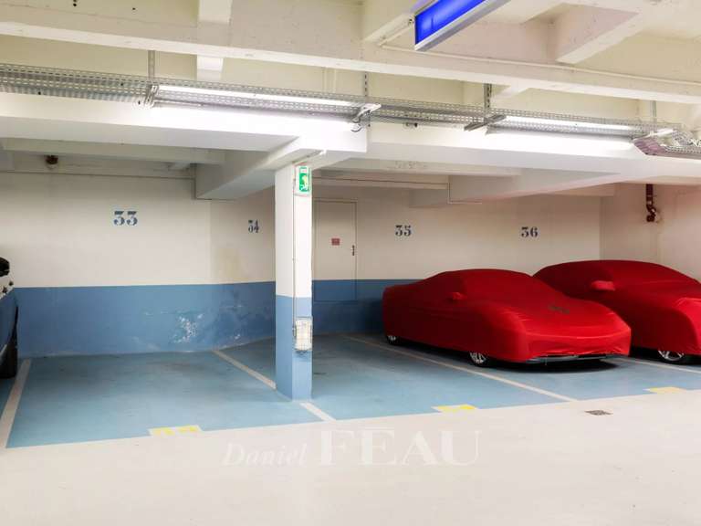 Appartement Paris 8e - 3 chambres - 187m²