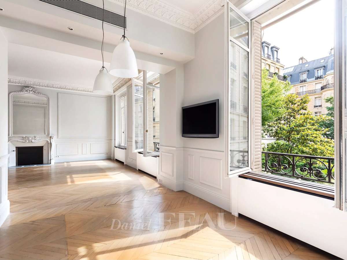 Apartment Paris 8e