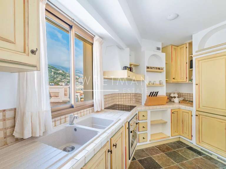 Appartement Cap-d'Ail - 5 chambres - 144m²
