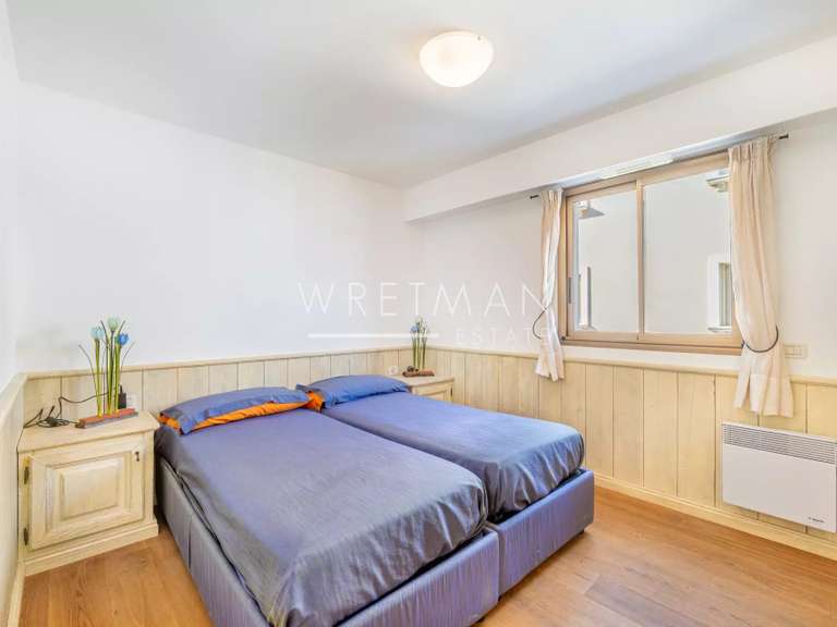 Appartement Cap-d'Ail - 5 chambres - 144m²