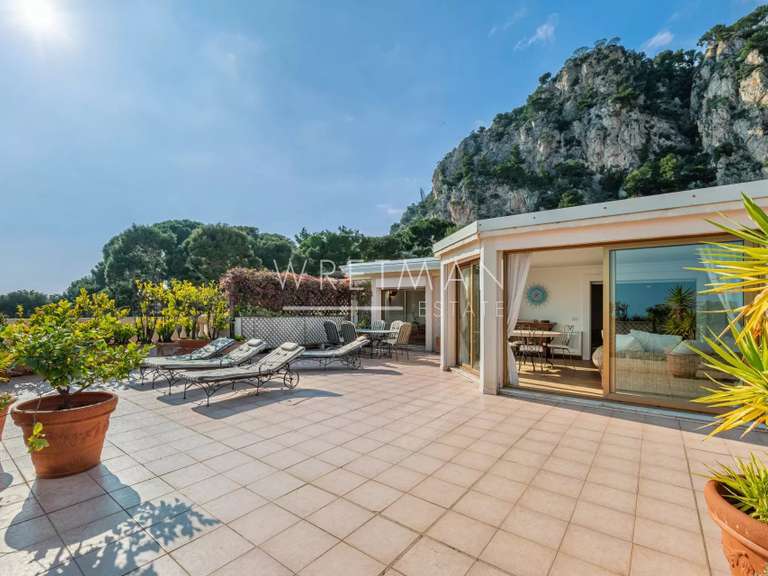 Appartement Cap-d'Ail - 5 chambres - 144m²