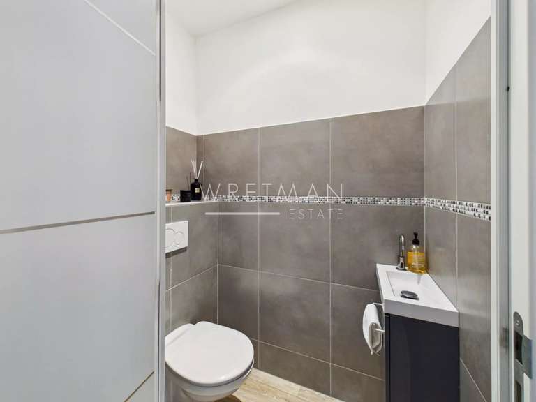 Apartment Cap-d-antibes - 3 bedrooms - 84m²