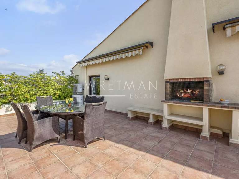 Appartement Mougins - 2 chambres - 160m²