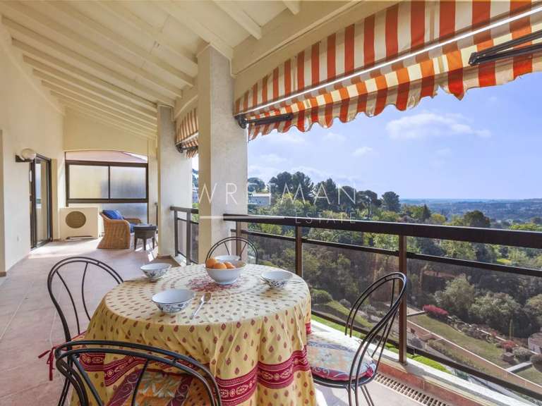 Appartement Mougins - 2 chambres - 160m²