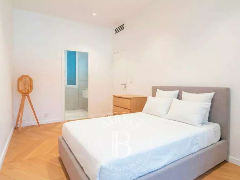 Appartement Marseille 8e - 2 chambres - 101m²