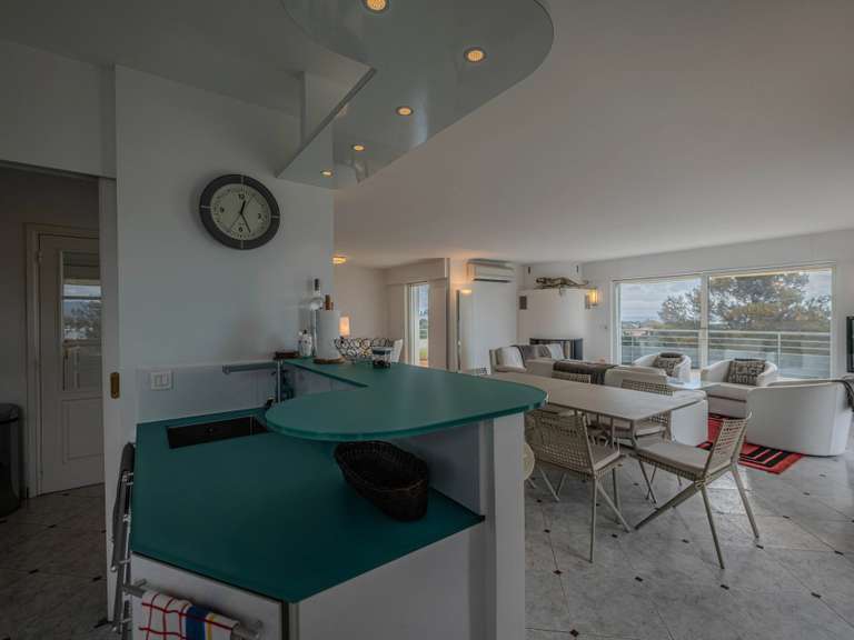Appartement avec Vue sur mer Saint-Raphaël - 3 chambres - 216m²