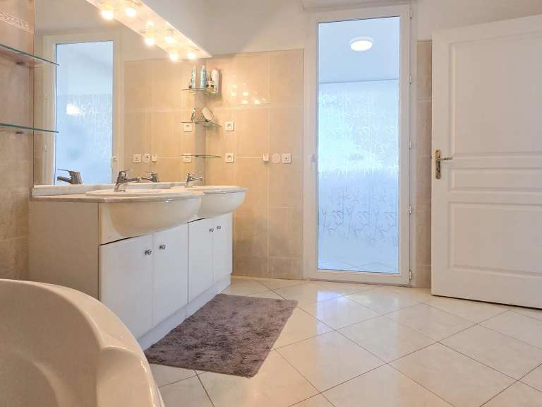 Appartement avec Vue sur mer Saint-Raphaël - 3 chambres - 216m²