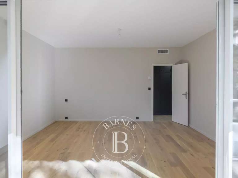 Appartement Marseille 8e - 3 chambres - 170m²