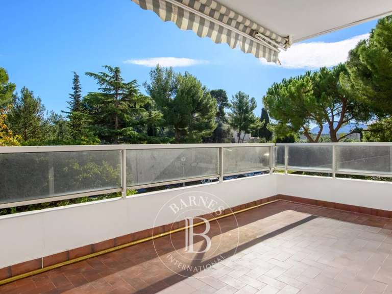 Appartement Marseille 8e - 3 chambres - 170m²