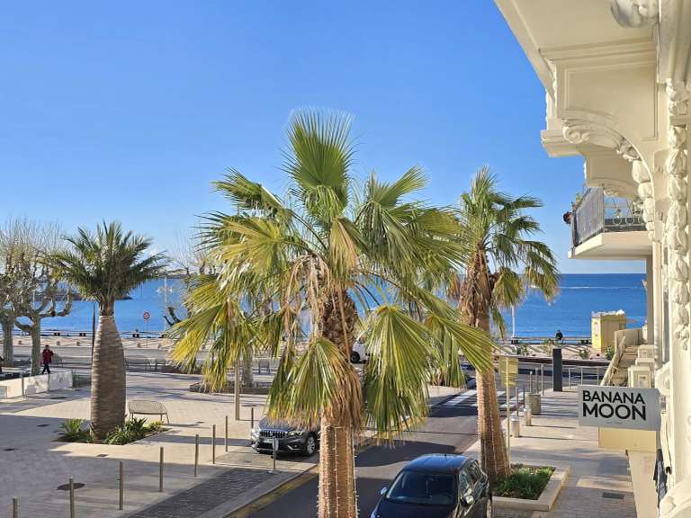 Appartement Saint-Raphaël - 2 chambres - 108m²