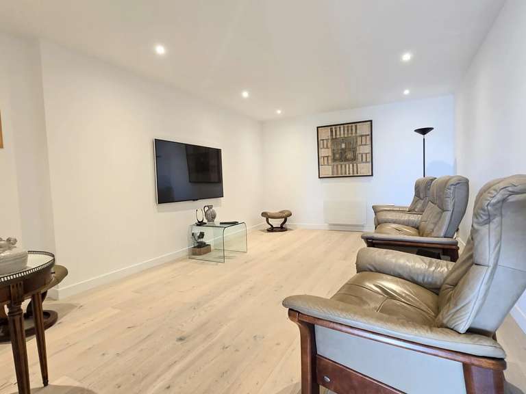 Apartment Mandelieu-la-Napoule - 3 bedrooms - 101m²