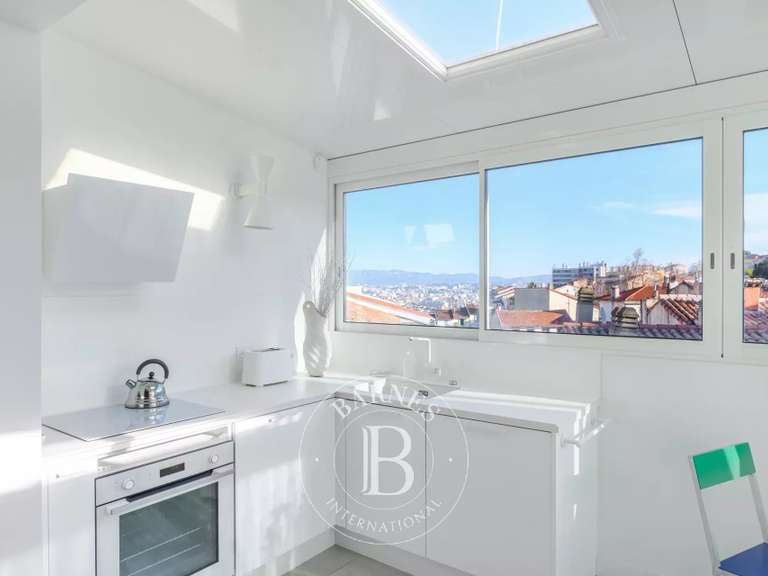 Appartement Marseille 6e - 3 chambres - 117m²