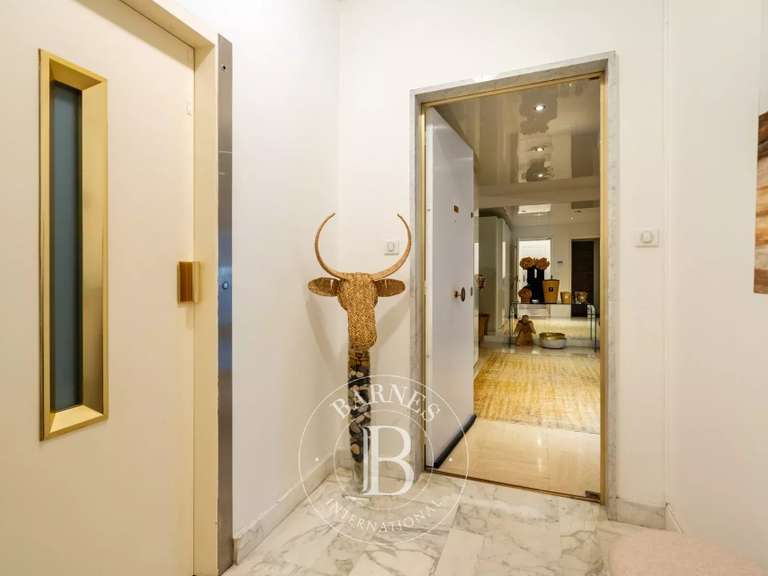 Appartement Marseille 8e - 2 chambres - 131m²