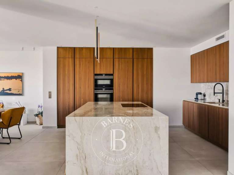 Appartement avec Vue sur mer Marseille 7e - 3 chambres - 160m²