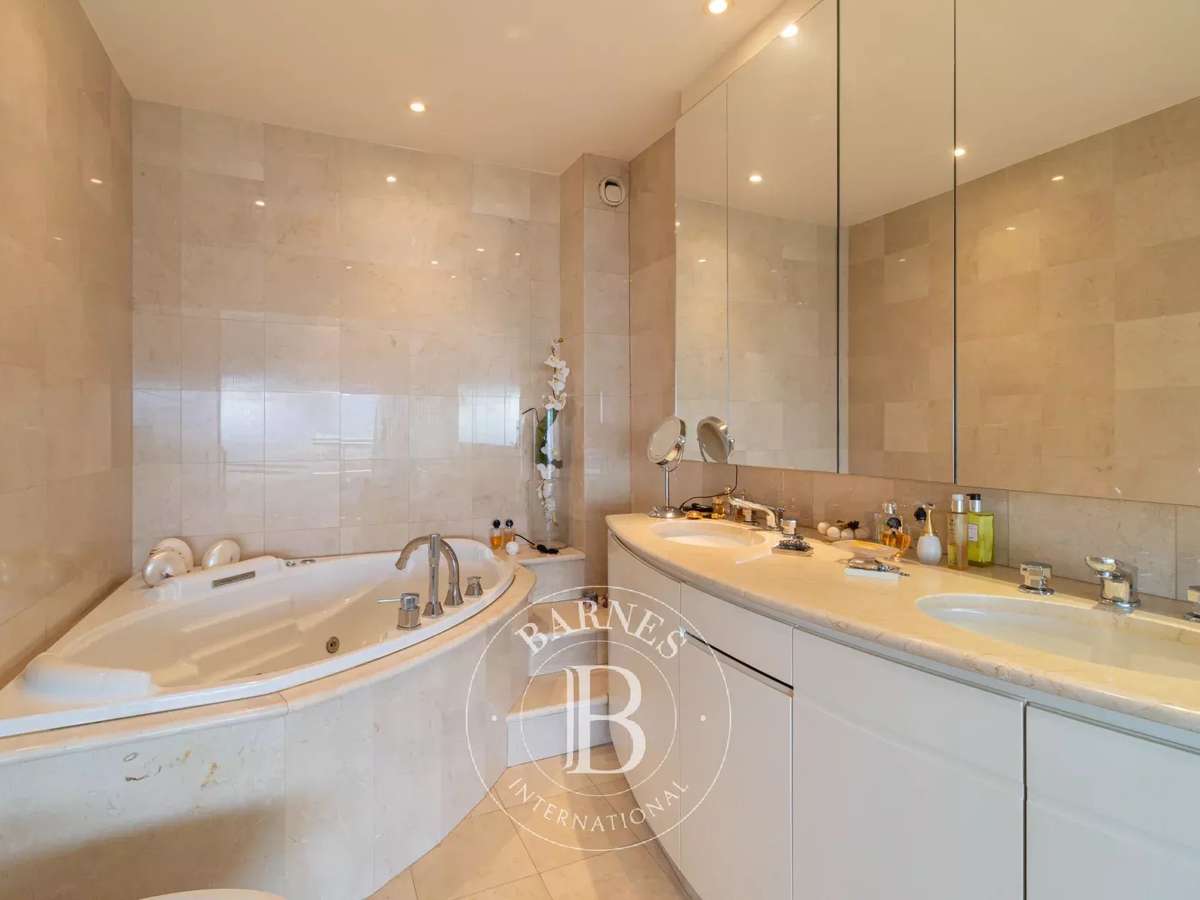 Appartement Marseille 8e