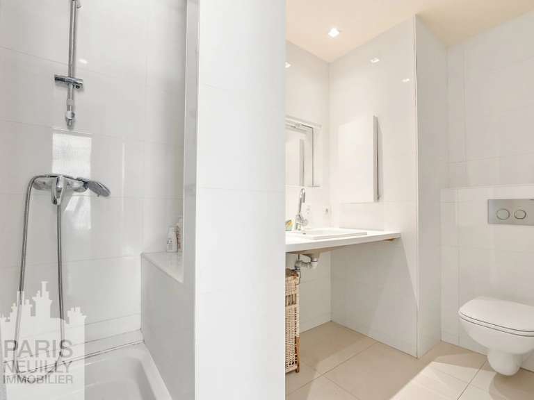 Appartement Paris 16e - 3 chambres - 142m²